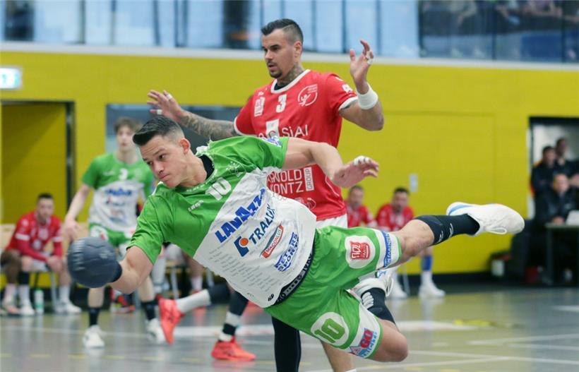 Im Halbfinale kommt es zur Neuauflage des Vorjahresfinales zwischen Berchem um Ben Weyer (10) und Differdingen um Roman Becvar
