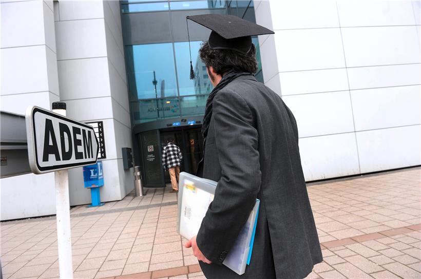 Im Juli meldeten die Arbeitgeber der Arbeitsagentur (ADEM) 2.899 offene Stellen, was einem Rückgang von 26 Prozent gegenüber Juli 2019 entspricht
