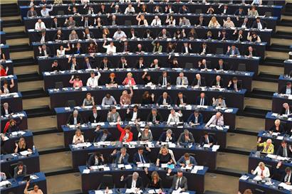 Im Juli wird im Plenum des Europäischen Parlaments über den Taxonomie-Vorschlag der Kommission abgestimmt, Ausgang offen
