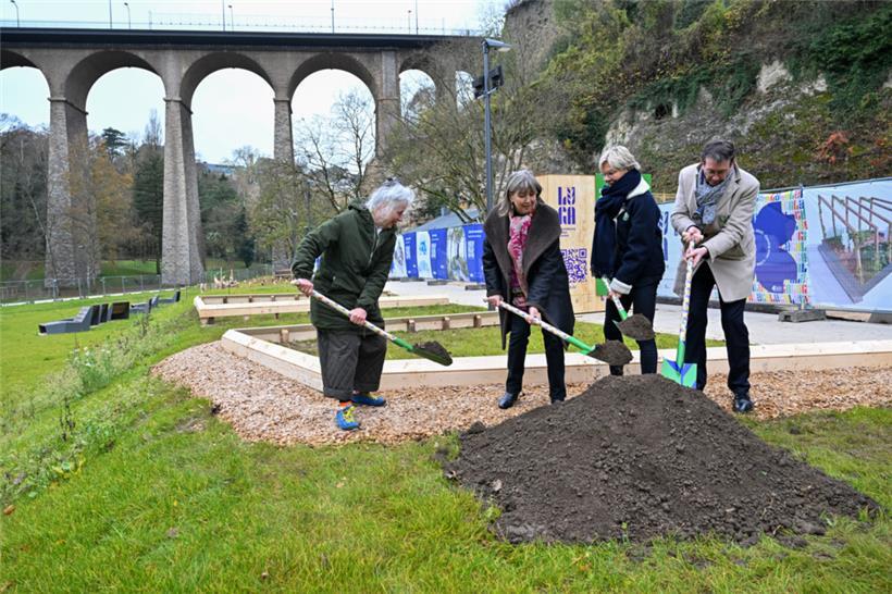Im November setzten Lydie Polfer (DP) und Maurice Bauer (CSV) gemeinsam mit der Generaldirektorin der LUGA, Ann Muller, den Spatenstich zur Freiluftausstellung – und verteidigten das Projekt in der Ratssitzung am Montag
