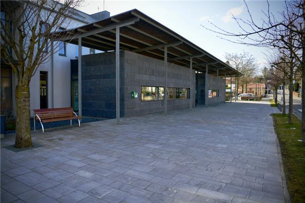 Im Rathaus in Dippach schlagen die Wellen zurzeit hoch
