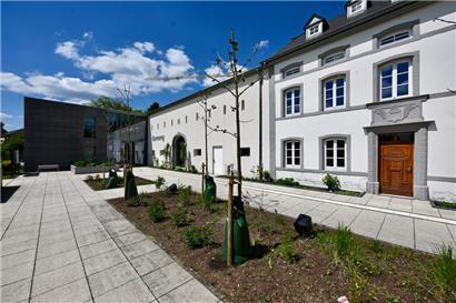 Im Rathaus von Junglinster kann man sich nächsten Mittwoch einen Überblick der Dinge verschaffen, die versteigert werden
