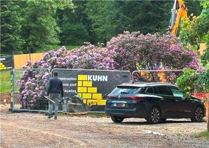 Im Schlosspark sind die Arbeiten zum Hausbau angelaufen
