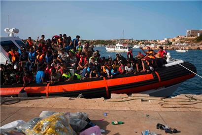 Im September kamen wieder viele Migranten auf der italienischen Insel Lampedusa an
