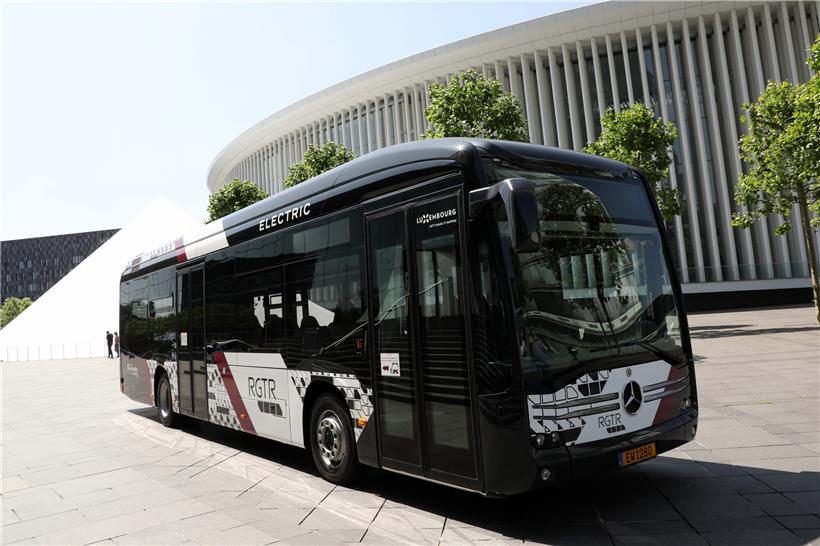 Im Zentrum der RGTR-Reform steht unter anderem die Stadt Luxemburg. Regionale Busse fahren im Prinzip nur noch die Kreuzungsbahnhöfe am Rande der Stadt an, um die Passagiere dort auf die Tram zu verteilen.

