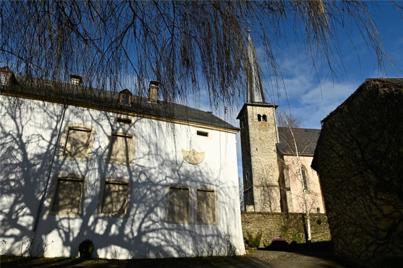 Im ehemaligen Pastorenhaus in Trënteng soll die Gemeindeverwaltung nach einer Fu...