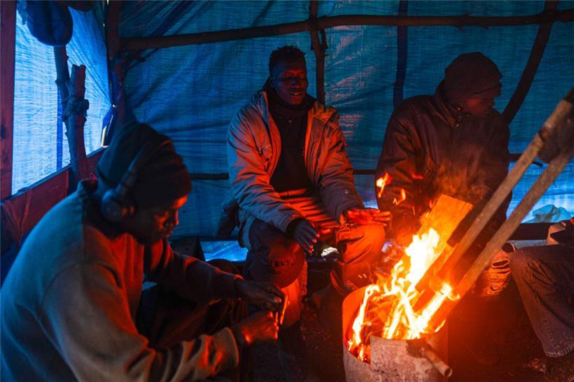 Im französischen Calais gestrandete Südsudanesen wollen nach Großbritannien übersetzen und werden daher nicht in der jüngsten Statistik von Eurostat mitgezählt
