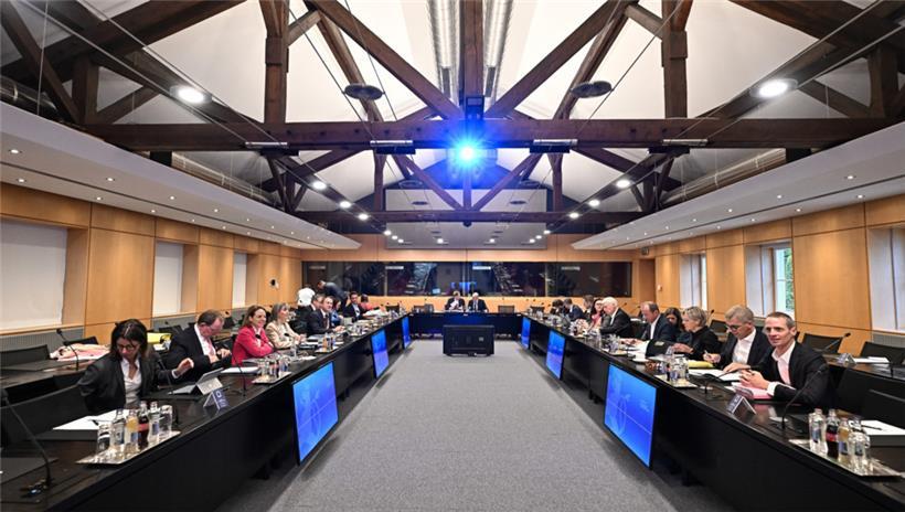 Im großen Plenarsaal fallen ab dem 6. November die Entscheidungen zum Koalitionsvertrag
