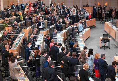 Im österreichischen Nationalrat wurde gestern die allgemeine Impfpflicht beschlossen
