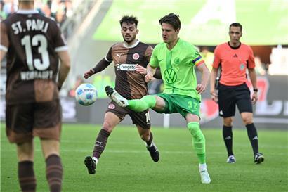 Immer dort, wo es brannte: Danel Sinani (l.)
