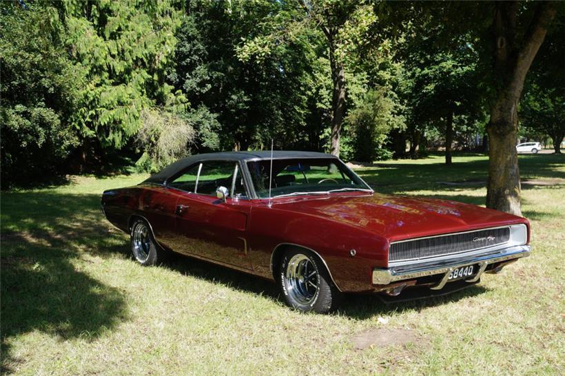 Immer wieder eine Augenweise: auf Hochglanz polierte American Cars
