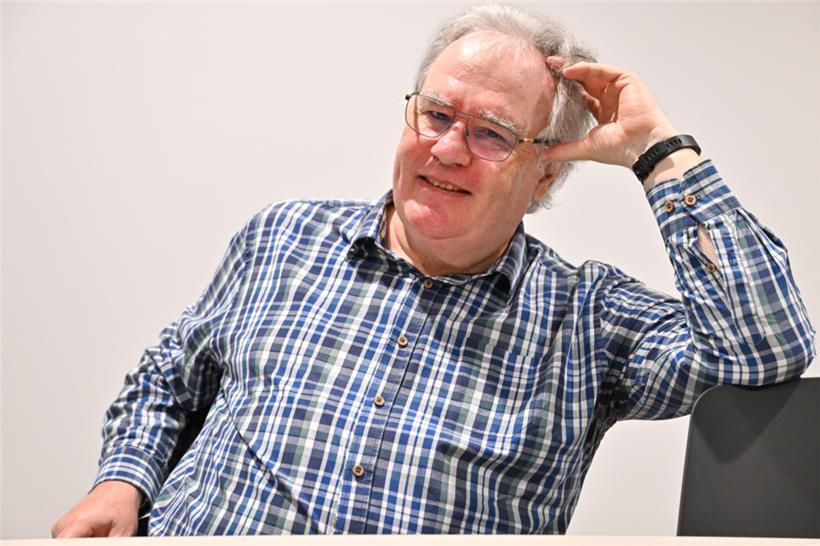 Immer wieder schrieb und schreibt Francis Wagner über Züge, außerdem ließ er sich in seiner Freizeit zum Heizer auf Dampfloks ausbilden
