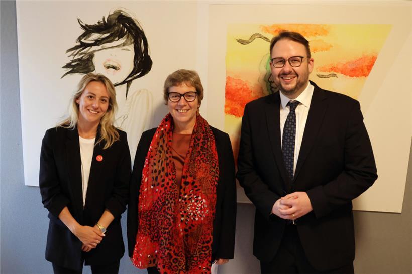 Impuls-Einweihung in Esch (v.l.): Nora Vitali, Martine Deprez und Christian Weis.
