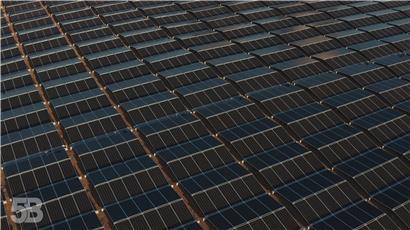 In Australien entsteht eines der weltweit größten Projekte für Solarenergie – und dennoch setzt die Regierung weiterhin auf Kohle

