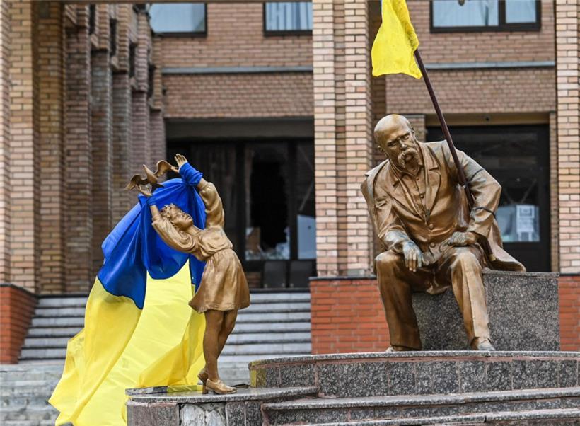 In Balakliya wehen wieder ukrainische Flaggen, genau wie in Isjum und Kupiansk
