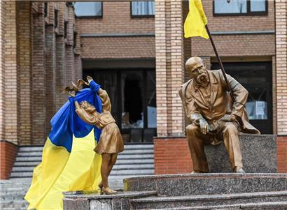 In Balakliya wehen wieder ukrainische Flaggen, genau wie in Isjum und Kupiansk
