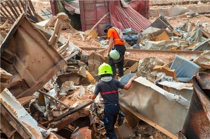 In Beirut laufen derzeit die Aufräumarbeiten nach der großen Explosion im städtischen Hafen
