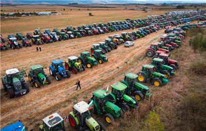 In Bulgarien kam es nach der Aufhebung des Importstopps von ukrainischem Getreide dennoch zu Protesten der heimischen Landwirte
