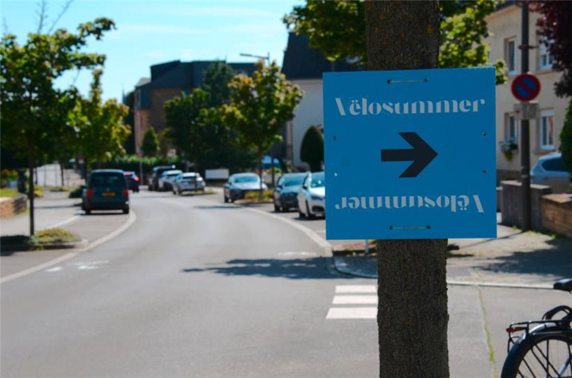 In Düdelingen und Bettemburg führt die Strecke hauptsächlich über Nebenstraßen