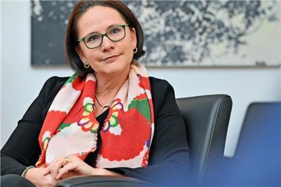 In Japan geboren, in der Welt groß geworden und in Luxemburg angekommen: Finanzministerin Yuriko Backes
