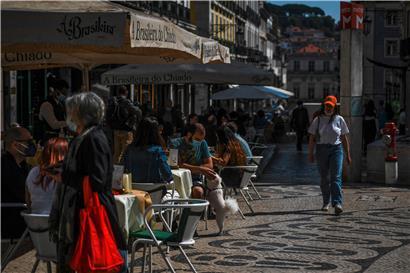 In Lissabon haben die Terrassen wieder geöffnet
