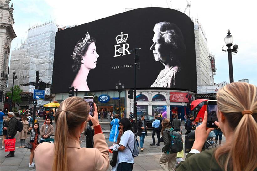 In London werden in den kommenden Tagen Hunderttausende trauernde Menschen erwartet 
