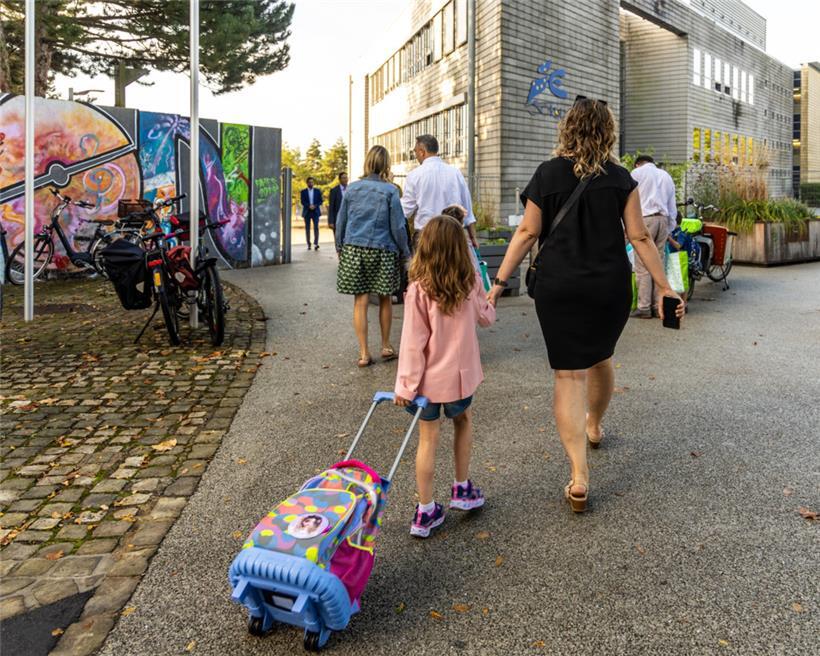 In Luxemburg sind alle Kinder, unabhängig vom administrativen Status ihrer Eltern, schulpflichtig
