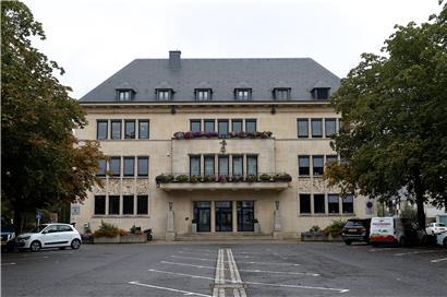 In Rümelingen herrscht Parkplatzmangel – jedoch fehlt es auch an Fläche für zusätzlichen Parkraum
