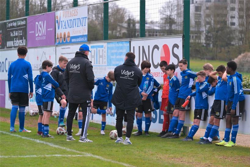 In allen Sportarten sollen Vereine zukünftig, auch für die Jugendarbeit, auf professionelle Trainer zurückgreifen können
