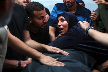 In den Kämpfen zwischen der terroristischen Hamas und den israelischen Truppen gibt es für die Zivilbevölkerung im Gazastreifen kein Entkommen
