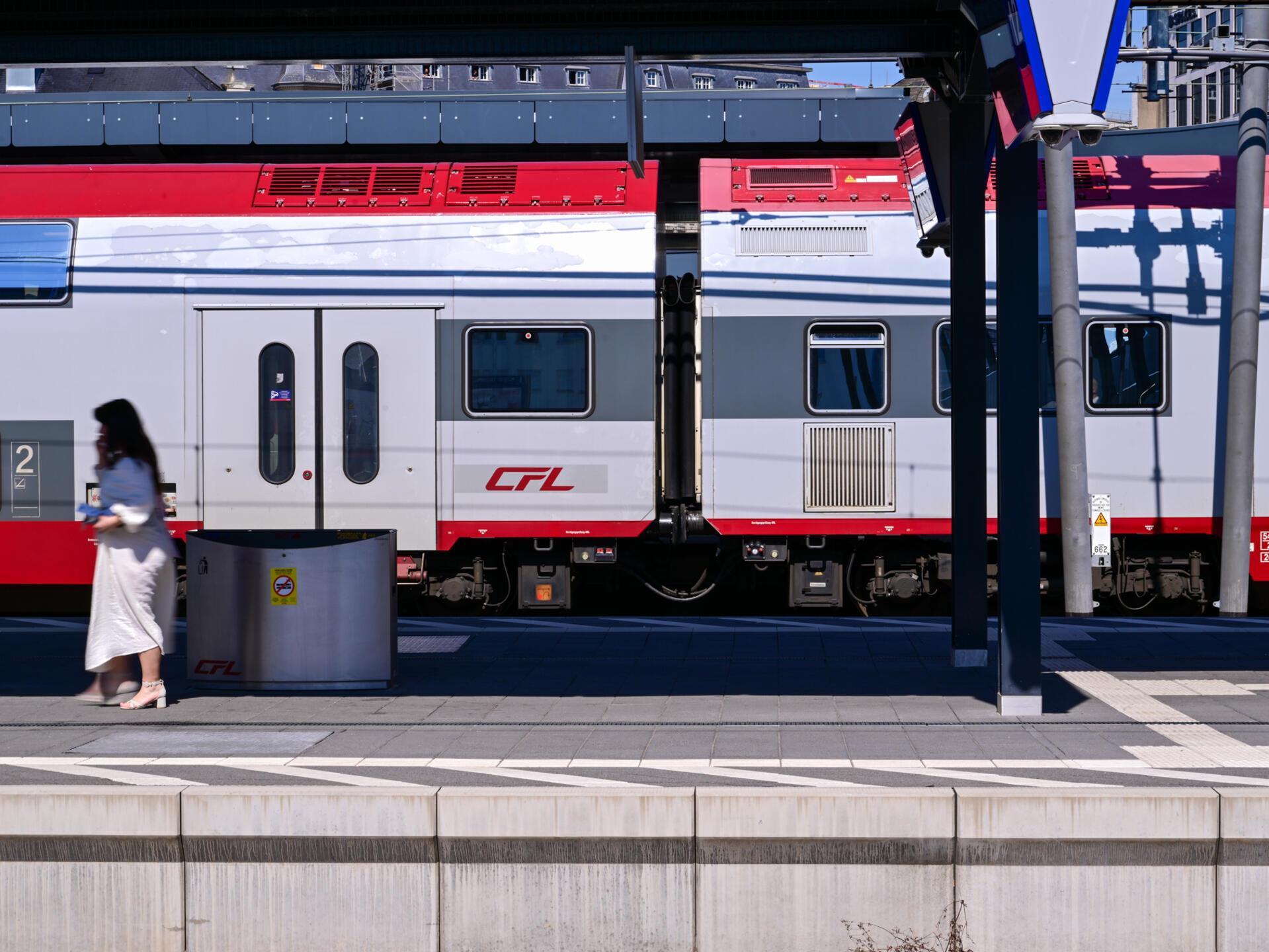 CFL is closing several train lines and providing replacement buses.