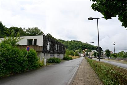 In der rue de la Minière soll das Projekt „Bëschcrèche“ ein zu Hause finden. Doch die Entwicklung dieses Stadtteils stößt bei einigen Bürgern und Bürgerinnen auf großen Widerstand.
