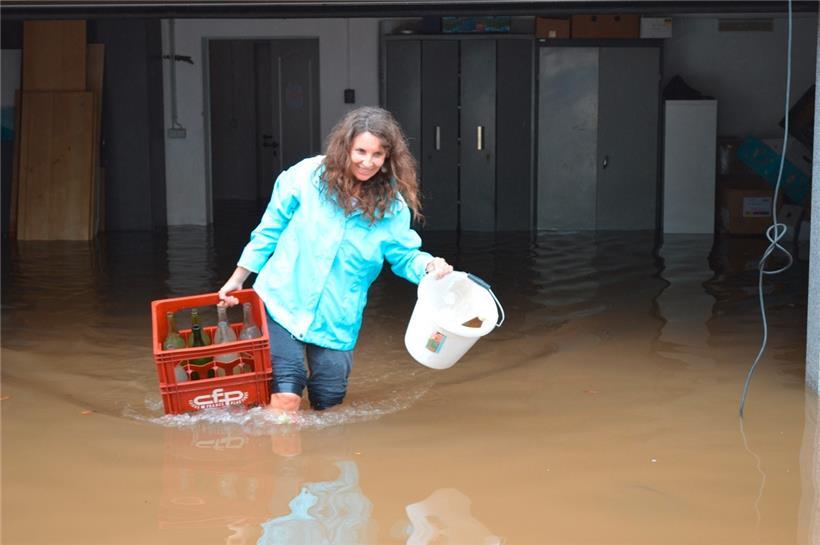 In der rue de la Poste in Colmar-Berg stand das Wasser kniehoch in den Kellerräu...