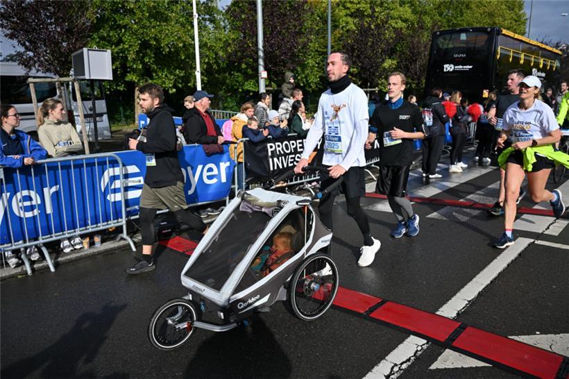 In diesem Jahr lief Bobby Melcher als „Walfy“ mit und war dabei nicht alleine au...