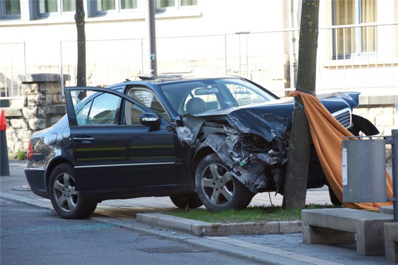 In diesem Wagen starb im April 2018 ein 51-jähriger Mann durch die Kugel aus einer Polizeidienstwaffe. Der Beamte, damals 22, habe aus Notwehr geschossen, befanden die Berufungsrichter am Dienstag. 
