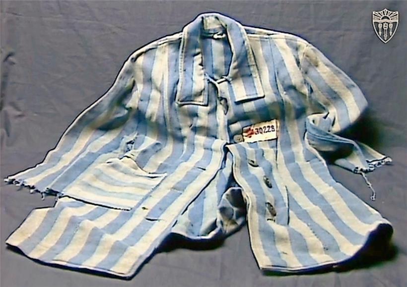 In dieser KZ-Häftlingskleidung kam Lily im Juni 1945 nach Luxemburg zurück
