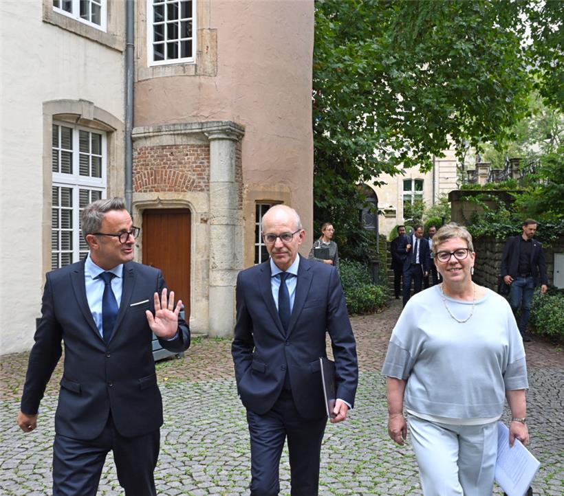 „In fünf Jahren soll sich jemand anderes drum kümmern.“ – Nein, das hat Xavier Bettel nicht gesagt. Aber passen würde es.
