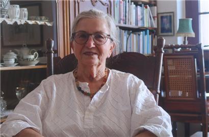 In ihrem Buch „Die Picasso-Bande der Pariser Avantgarde“ zeichnet Gertraude Clemenz-Kirsch die Lebenswege von Guillaume Apollinaire, Max Jacob und Jean Cocteau nach
