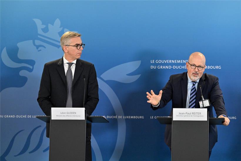 Innenminister Léon Gloden und der Generaldirektor der Immigrationsbehörde, Jean-Paul Reiter
