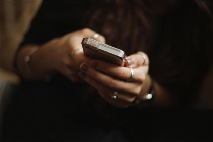 Insgesamt 17 Frauen aus Europa wurden Opfer von Identitätsdiebstahl im Internet

