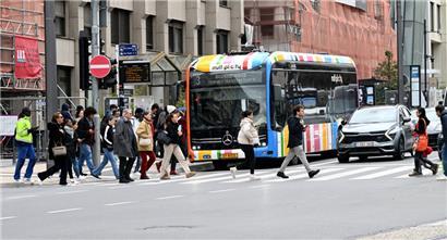 Insgesamt 475 Fußgängerüberwege in Luxemburg-Stadt waren laut einer Analyse vom „Zentrum fir urban Gerechtegkeet“ (ZUG) im Jahr 2021 nicht regelkonform. Der Gemeinde zufolge waren es 37.
