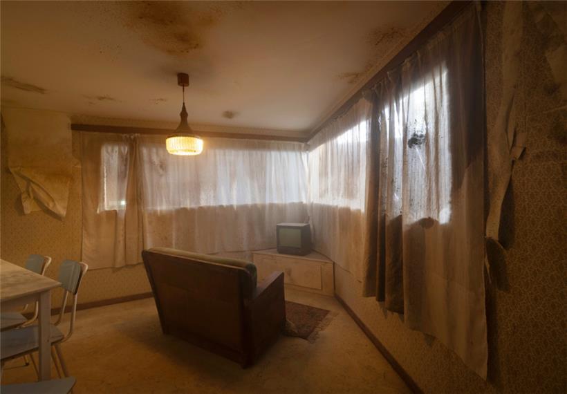 Installation von Ersan Mondtag im deutschen Pavillon
