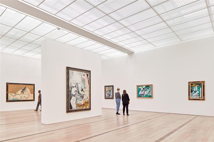 Installationsansicht „Picasso: Künstler und Modell – Letzte Bilder“ in der Fondation Beyeler (© Succession Picasso/2023, ProLitteris, Zurich)
