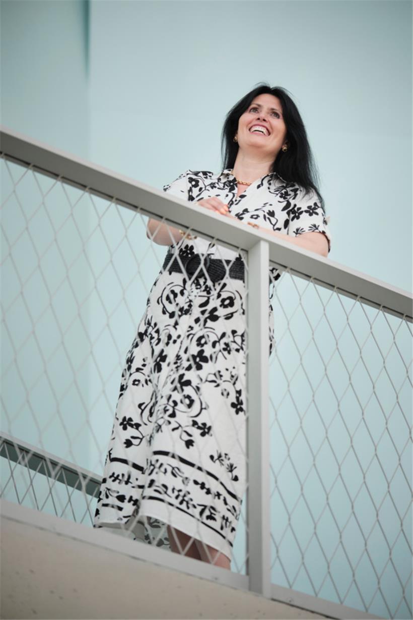 Instrument kaputt oder einem Musiker wird es schlecht: Auch das sind Situationen, bei denen Sousa sofort reagieren und Kollegen benachrichtigen muss
