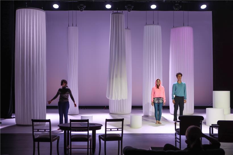 „Intérieur Nuit/Extérieur Kate“ erzählt die Geschichte einer Familie im Lockdown
