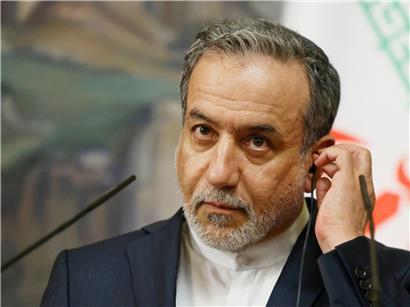 Irans Außenminister Abbas Araghtschi äußert Kritik an übertriebenen Forderungen der USA in diplomatischem Kontext