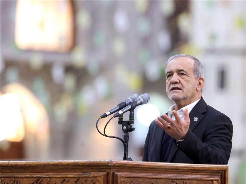 Irans Präsident Massud Peseschkian zeigt Offenheit für Friedensgespräche und ein Ende des Krieges