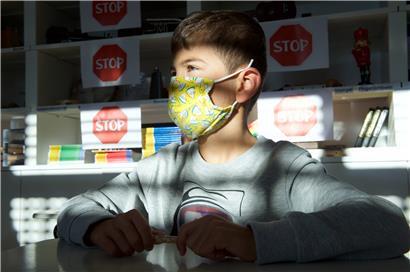 Irgendwann hat auch Meisch eingesehen, dass das Virus nicht vor den Toren der Schulen kehrtmacht
