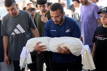 Israel fliegt nach wie vor Luftangriffe gegen die Menschen im Gazastreifen