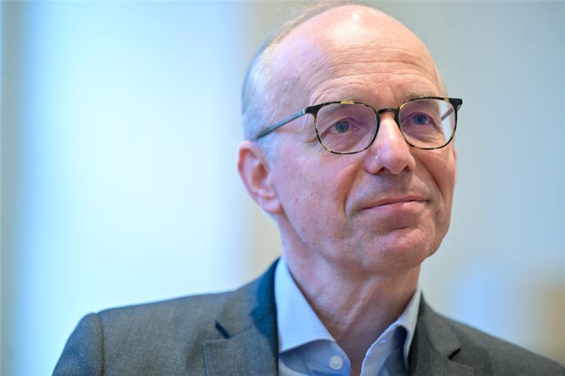 Ist der Premierminister der „Brückenbauer“, für den er sich ausgibt?
